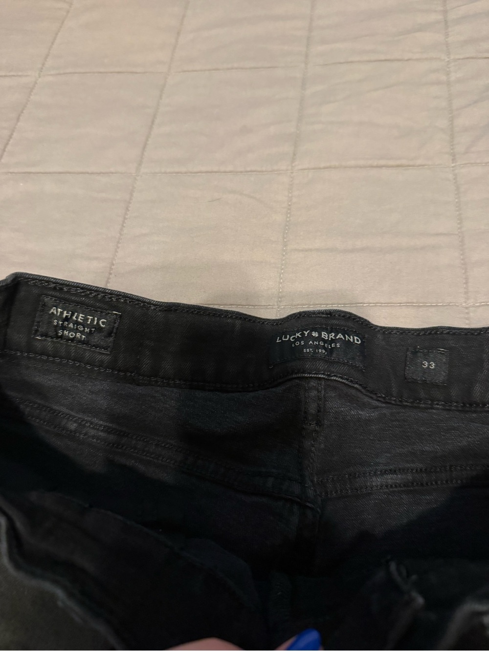 Lucky Brand men’s Black Distressed Denim Shorts - Picture 2 of 5